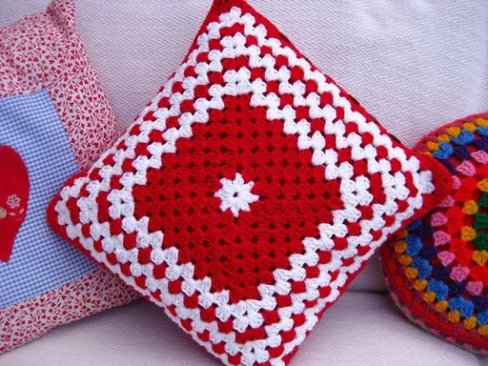 almofadas-de-croche-2